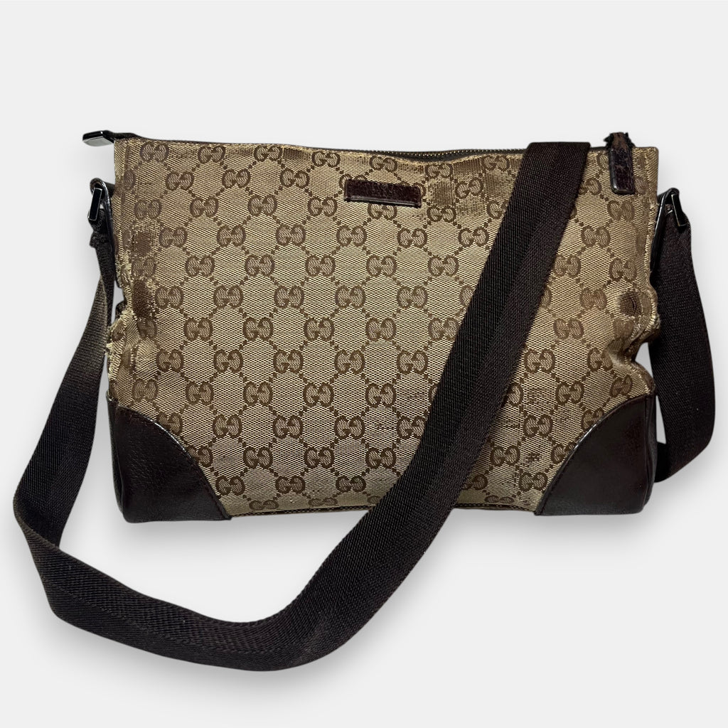 Gucci GG Canvas Shoulder Bag Beige Silver Hardware w. Original Papers