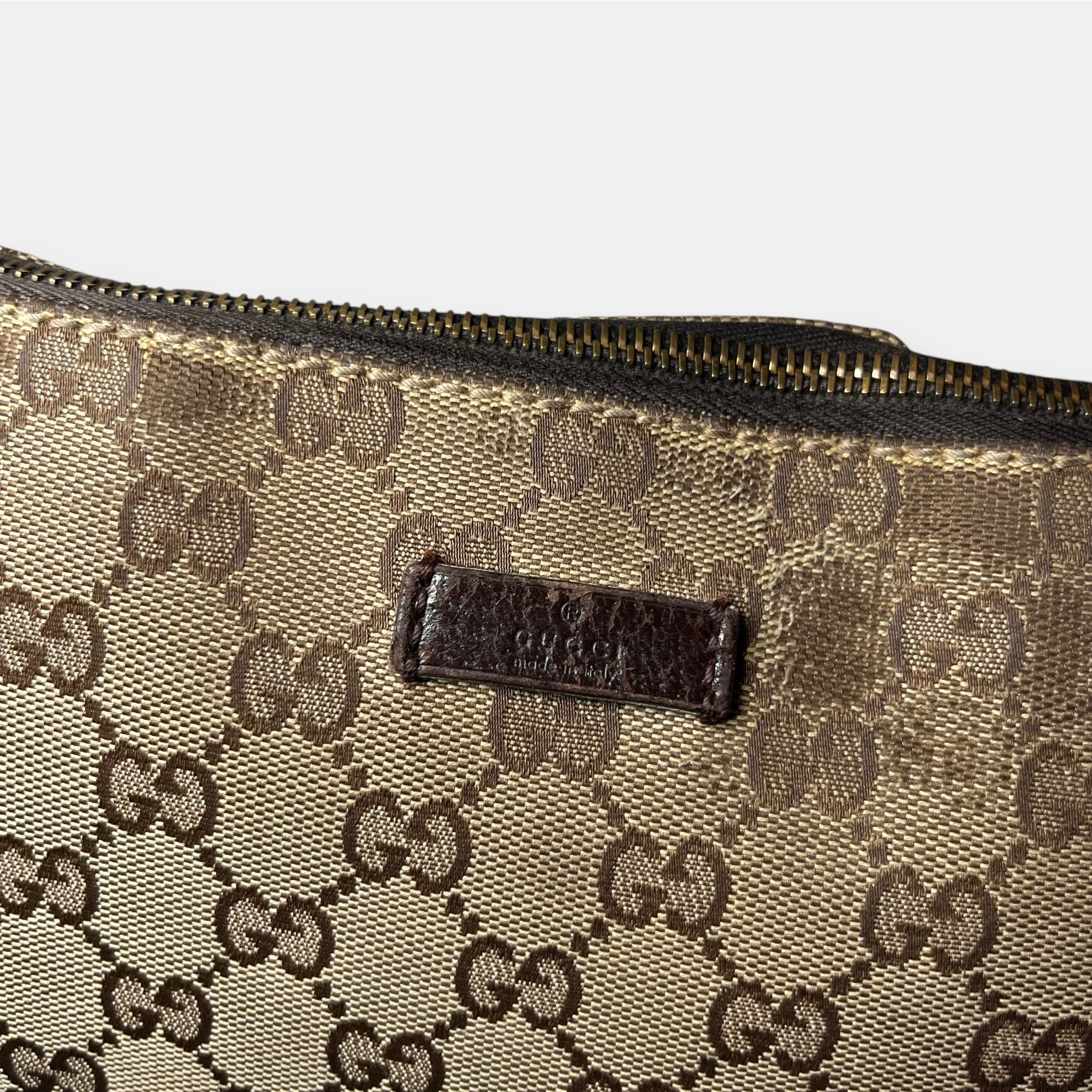 Gucci GG Canvas Shoulder Bag Beige Silver Hardware w. Original Papers