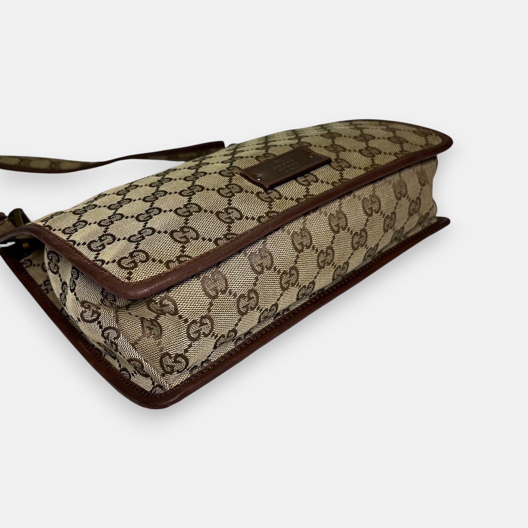 Gucci Small Messenger Bag GG canvas Gold Metal Hardware