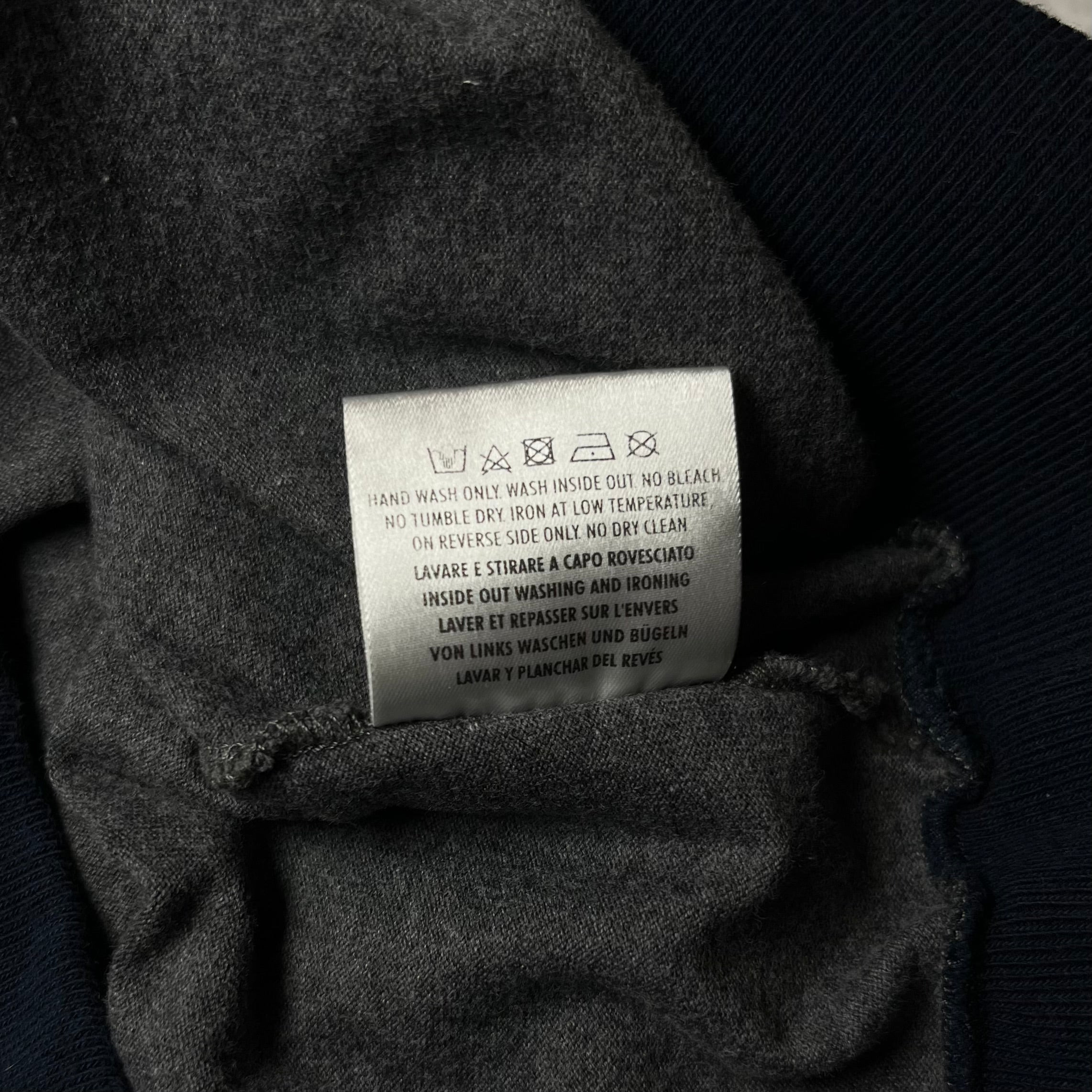 Gucci Long Sleeve Shirt Gucci Crest / Gucci Coat of Arms / Knight Logo
