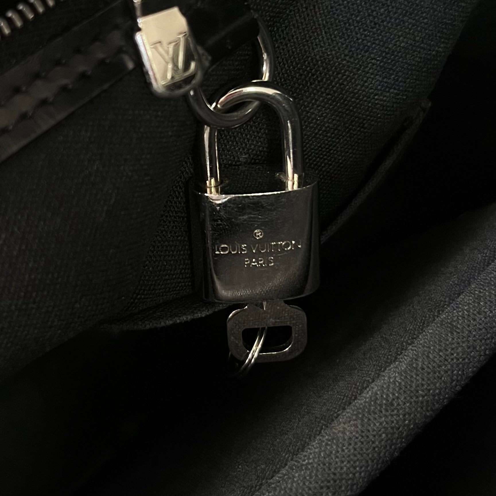 Louis Vuitton PDV GM Damier Graphite "Porte Documents Voyage" 2010