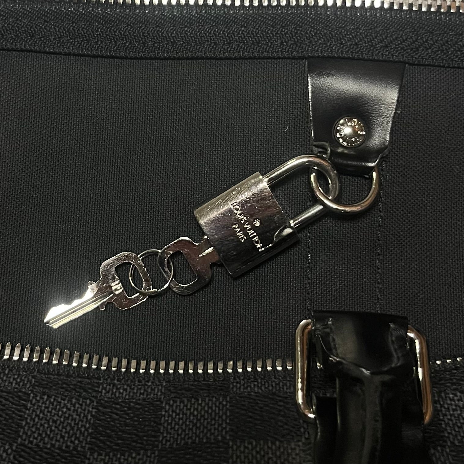 Louis Vuitton Keepall Bandoulière 45 Damier Graphite 2010