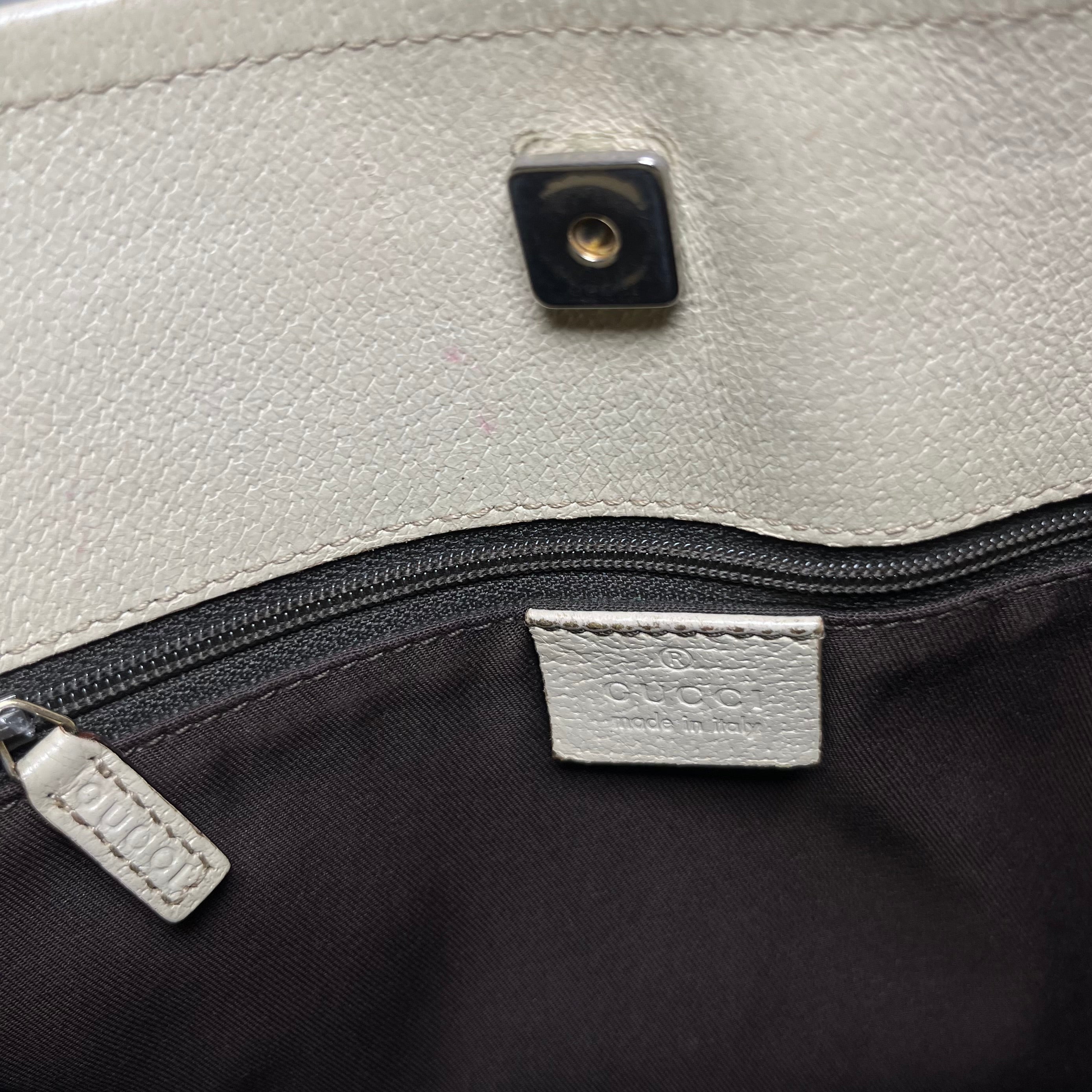 Gucci Ugly 88 Vinted Likes Bag White Metal Circles