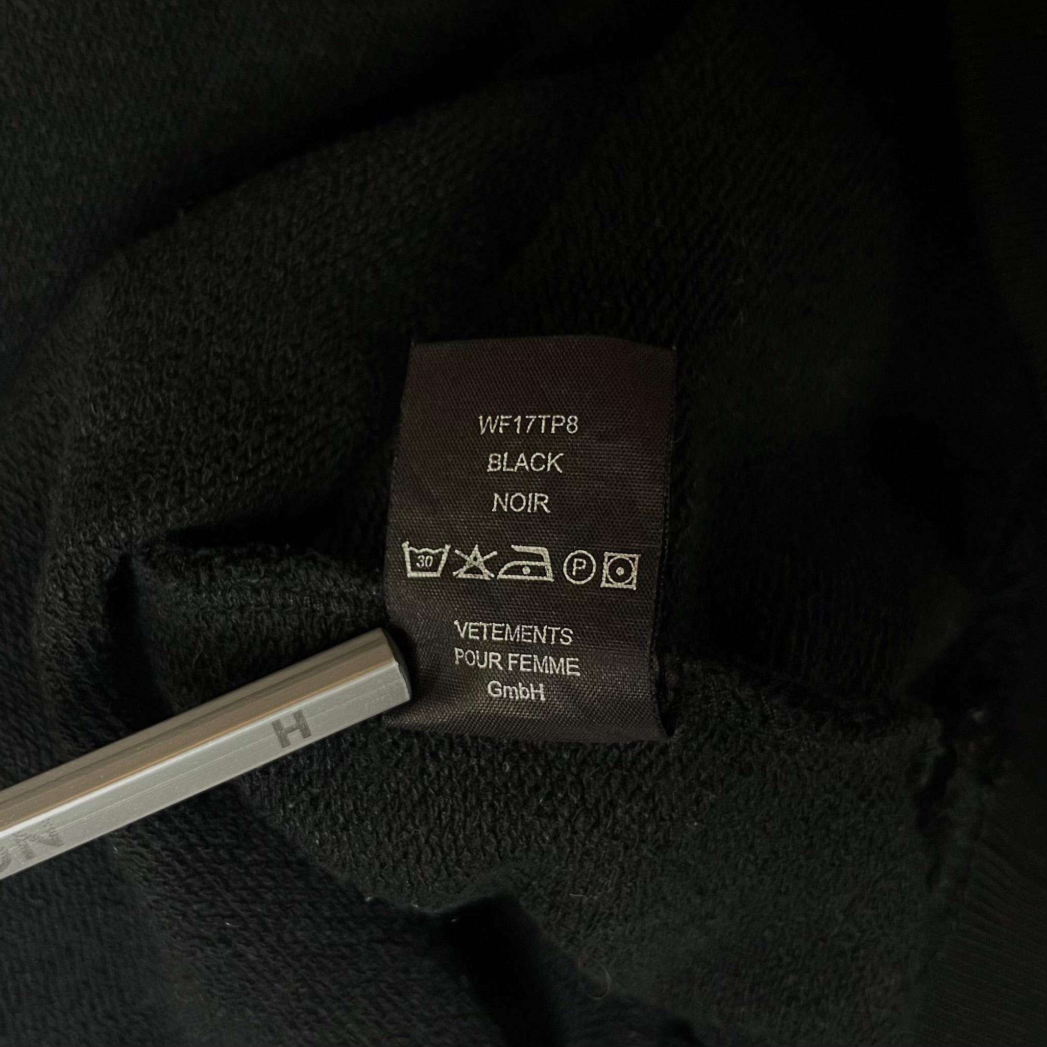 Vetements AW17 Unidad Hombres Black Sweatshirt
